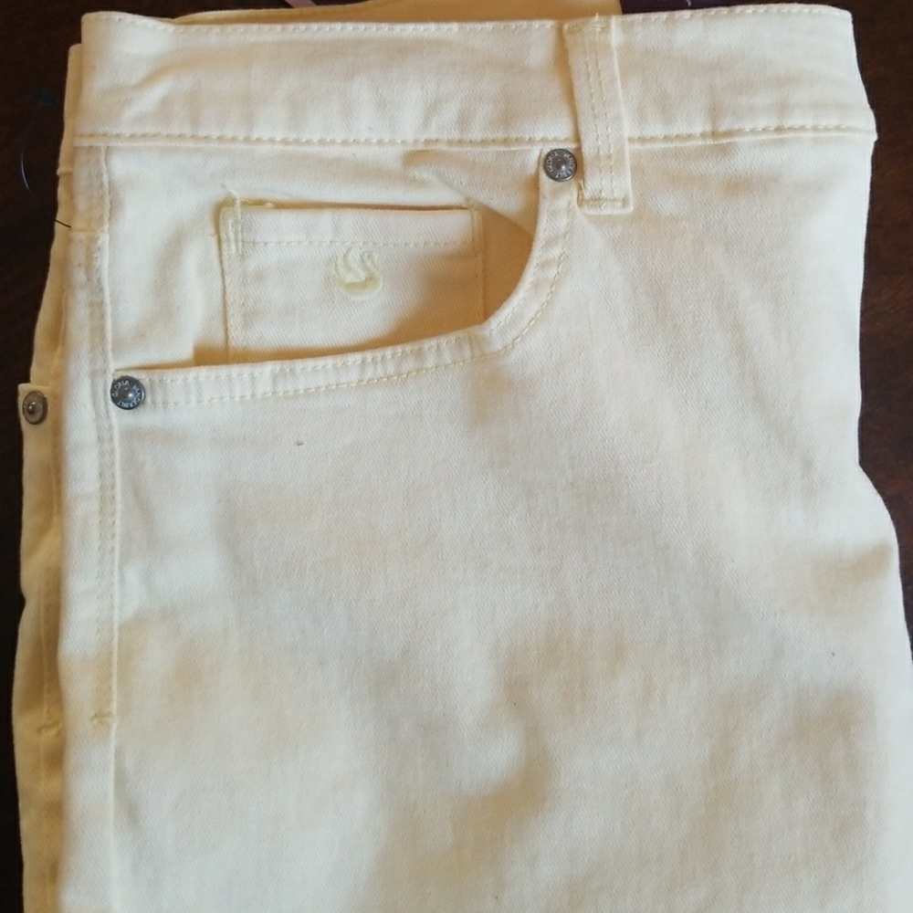 Pants - Picture 2 of 3